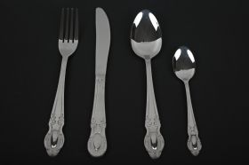 SET 6 PERS 24 PIESE ARGINTIU